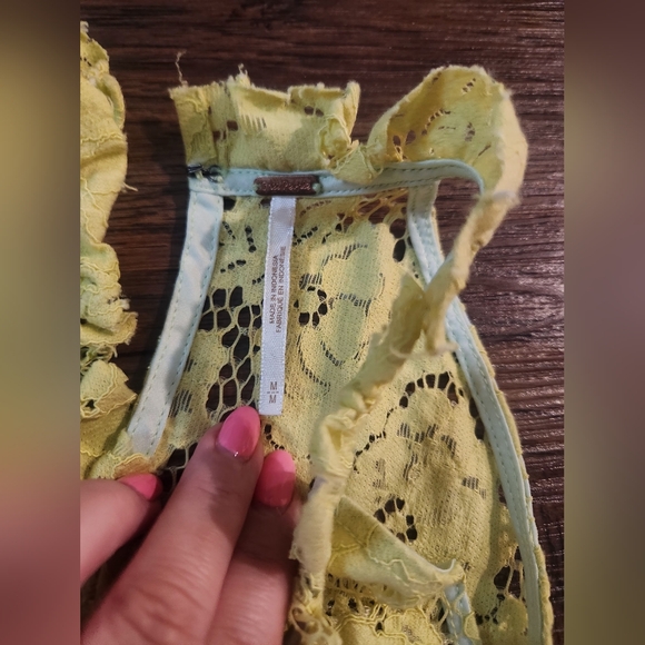 Free People Sweet Meadow Chartreuse lace Top - Picture 3 of 4